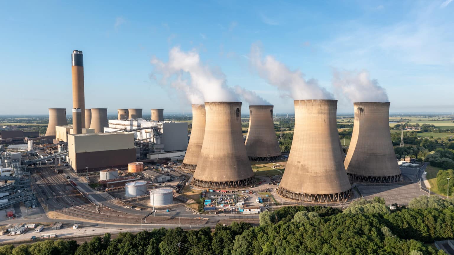 breaking-free-from-fossil-fuels-pioneering-a-future-of-limitless-energy
