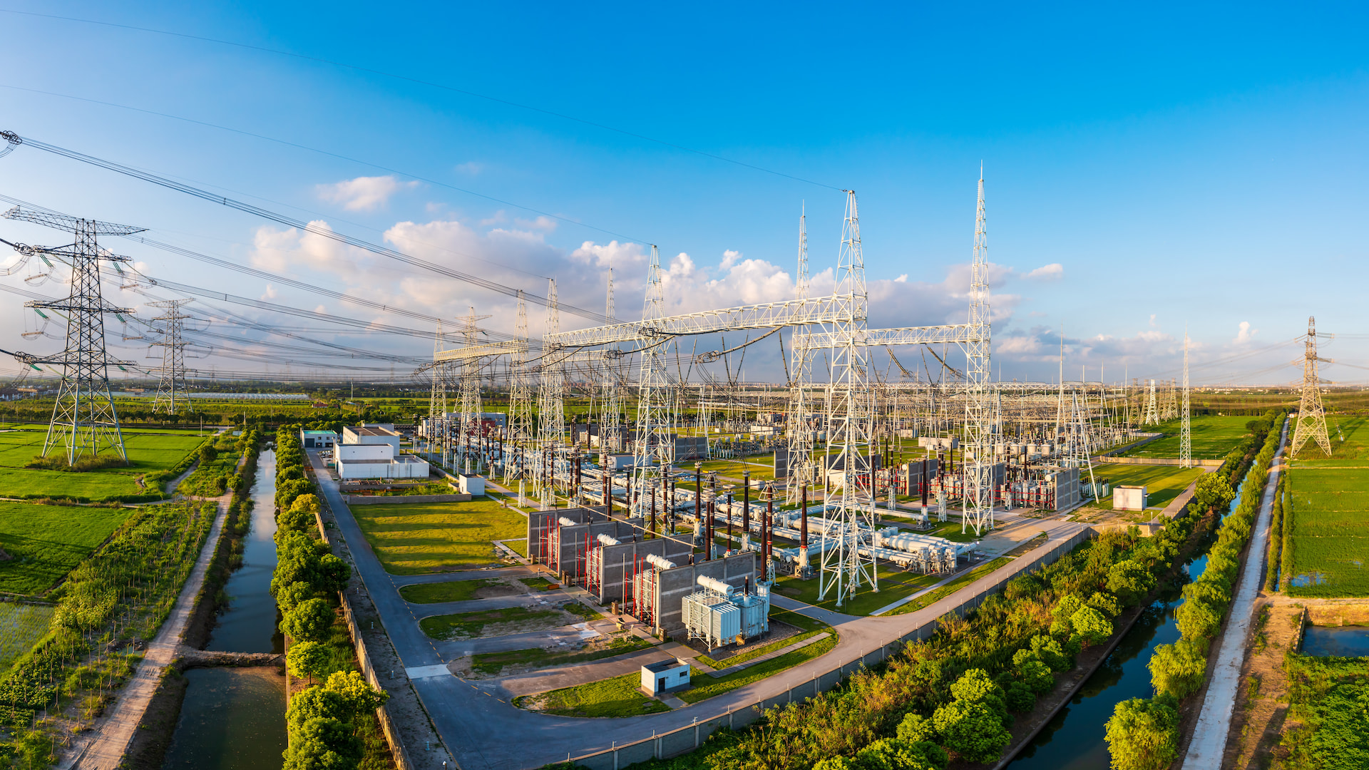 when-the-grid-fails-the-future-begins-decentralized-energy-in-a-post-outage-world