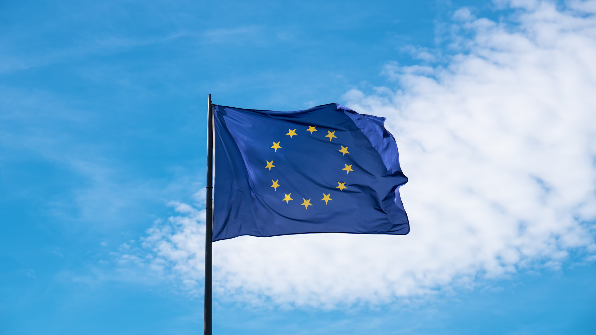 europes-power-dilemma-navigating-global-dependence-toward-a-neutrinovoltaic-era