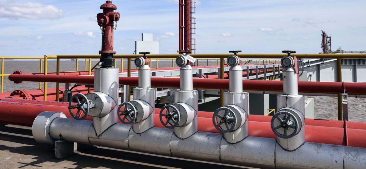 german-economists-are-skeptical-of-the-cap-on-energy-and-gas-prices